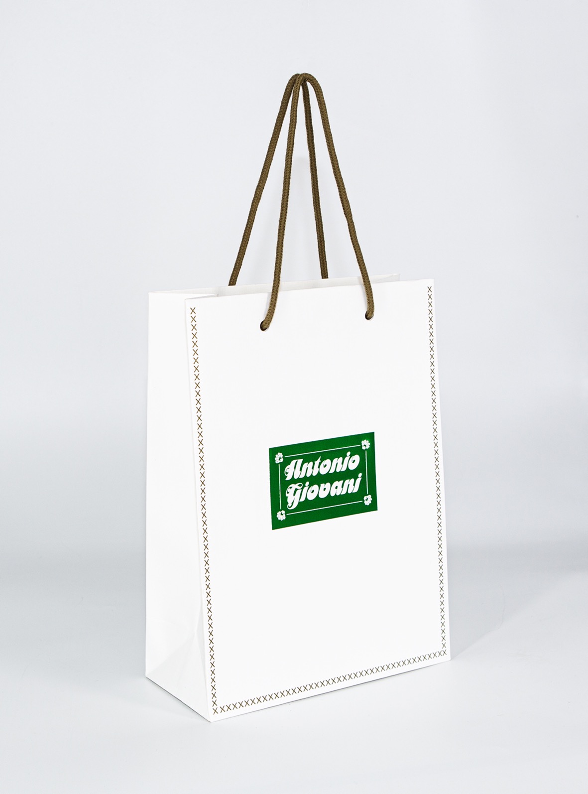 Manufacture & Exporter of 🛍️ Shopping Bags 👜 Promotion Bags 🧳 Designer  Bags ∆ Specialist of Box Type Non Woven Bags.. ∆ Customize as per…